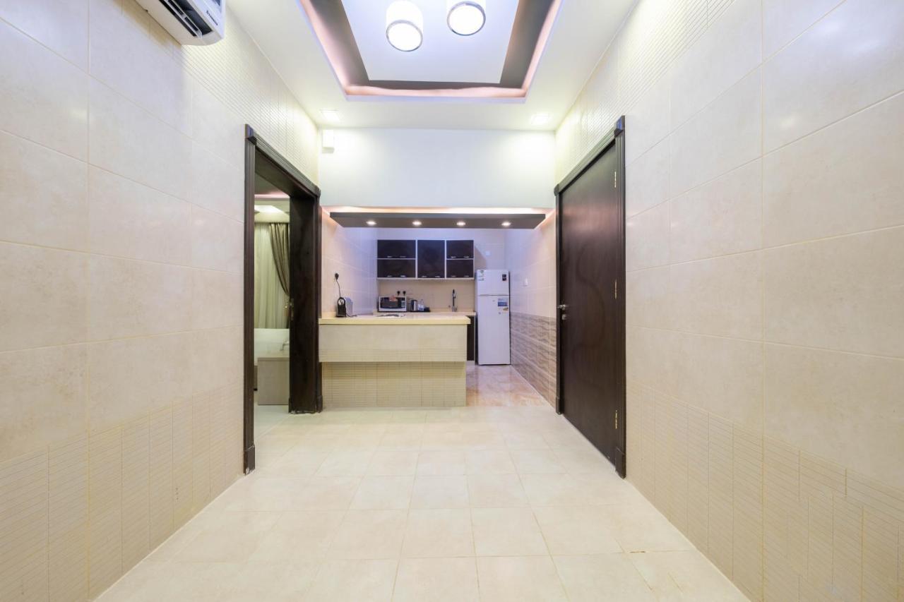 Mirada Gold Jizan - Resort & Private Pools Luaran gambar A typical studio apartment in Hong Kong